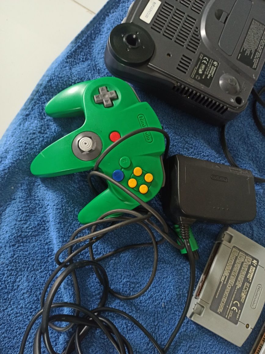 Nintendo 64 zestaw + 4 gry