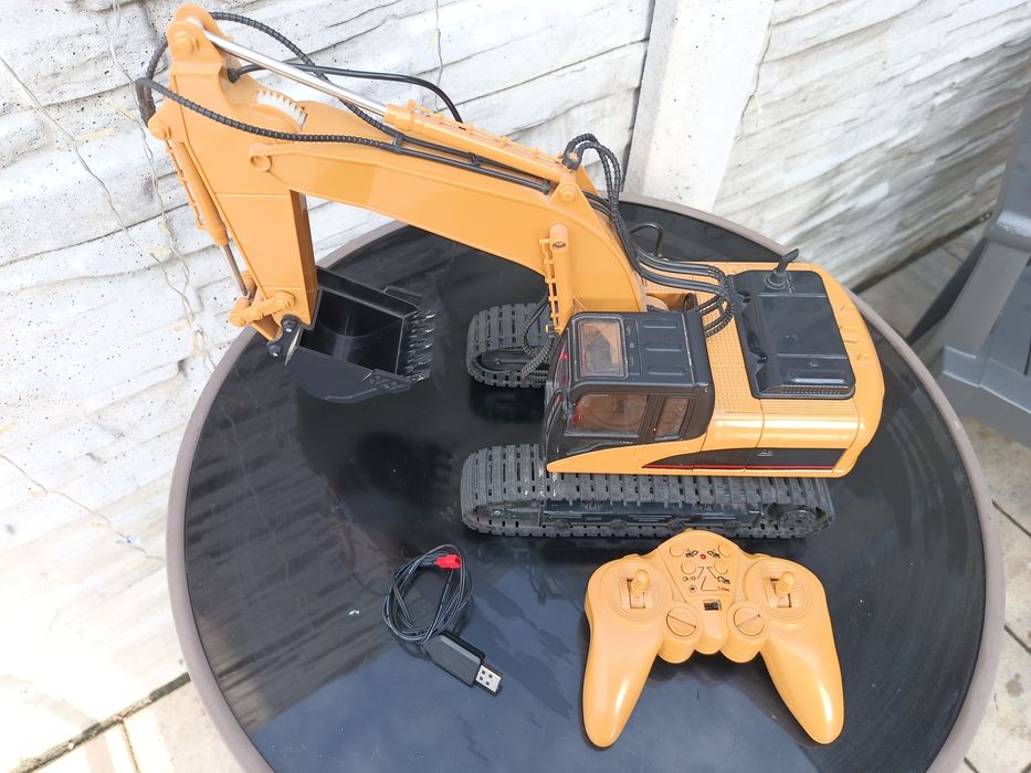 Koparka zdalnie sterowana