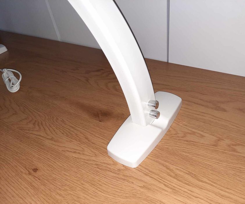 Lampka biurkowa to the moon księży nowa