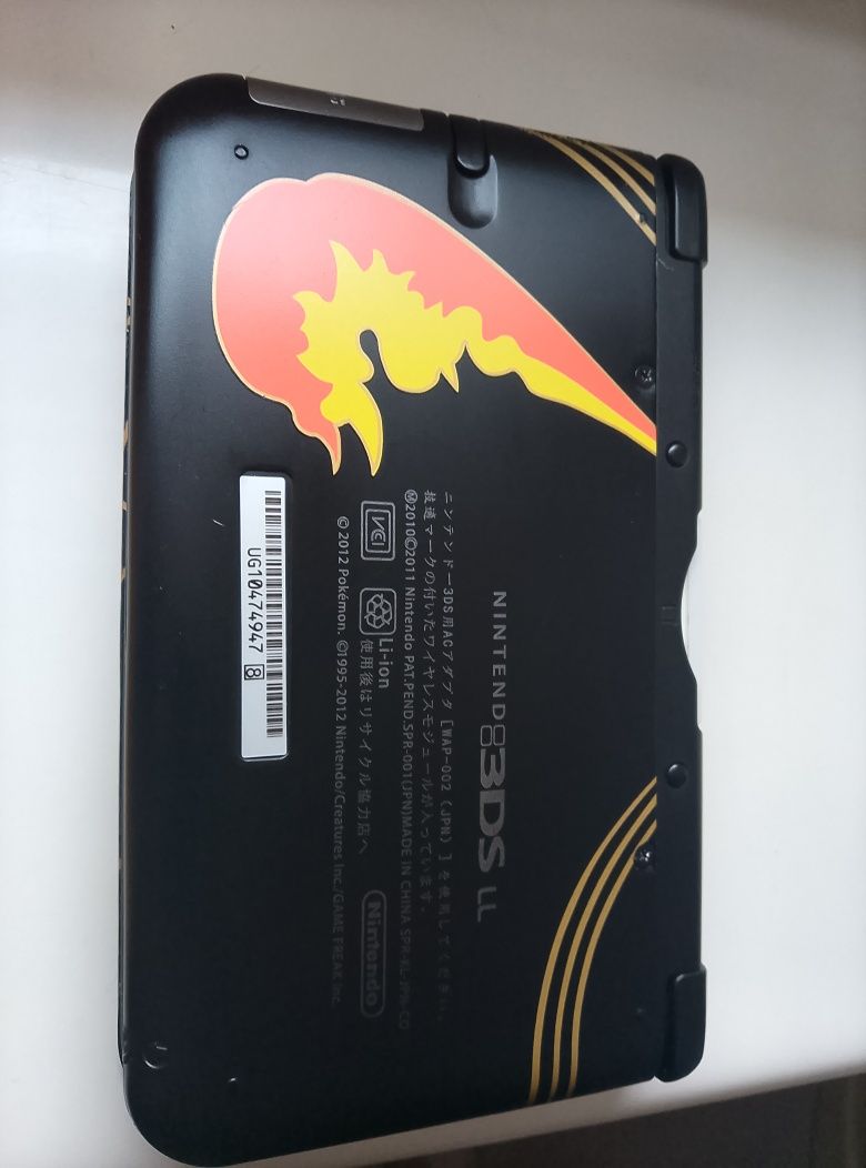 Konsola Nintendo 3DS XL Charizard Edition idealny stan LUMA