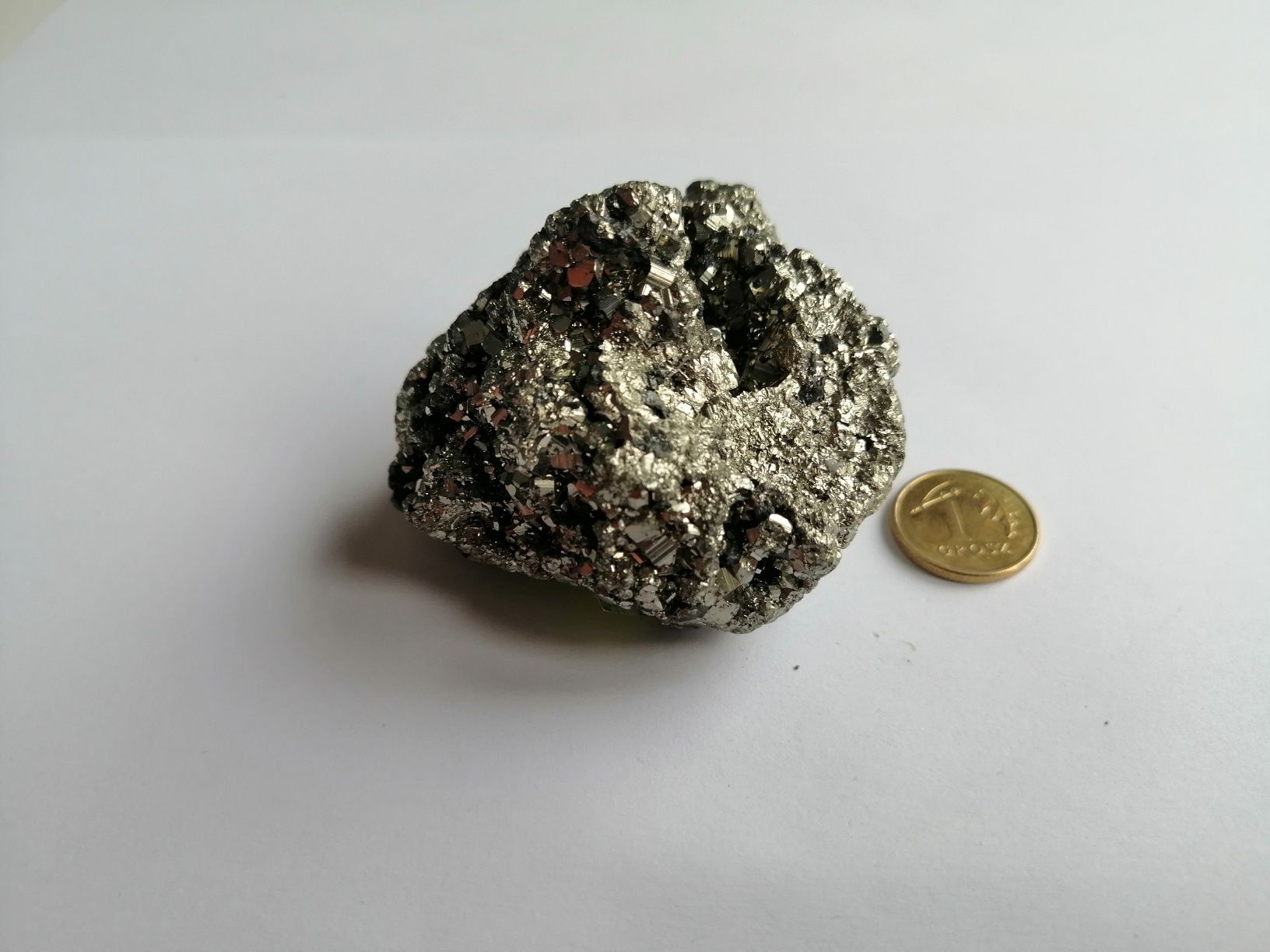 Naturalny kamień Piryt w formie krystalicznych bryłek nr 5