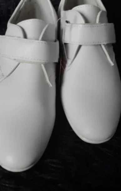 Buty komunijne Wojtylko białe chłopięce r. 29 (280)