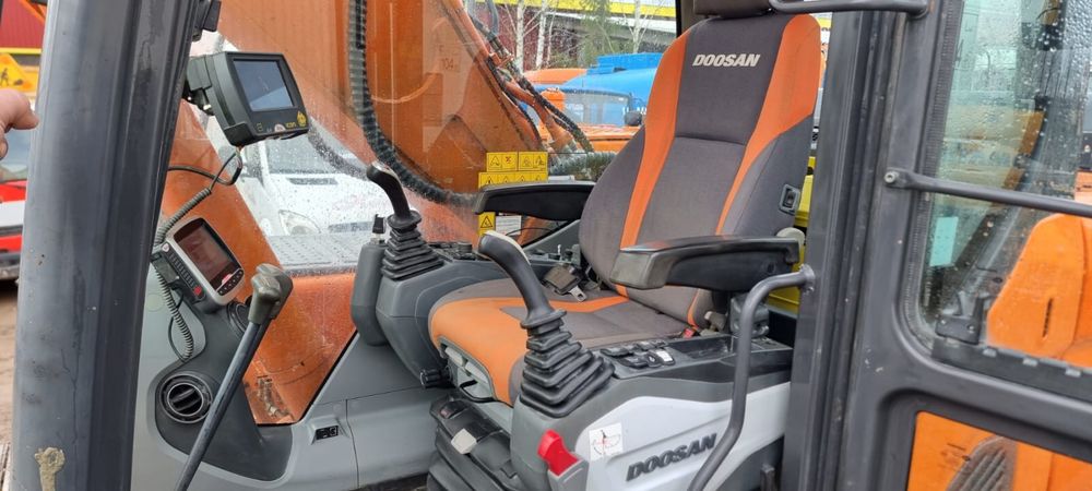 Продам экскаватор Doosan DX 255 , 2014 г.
