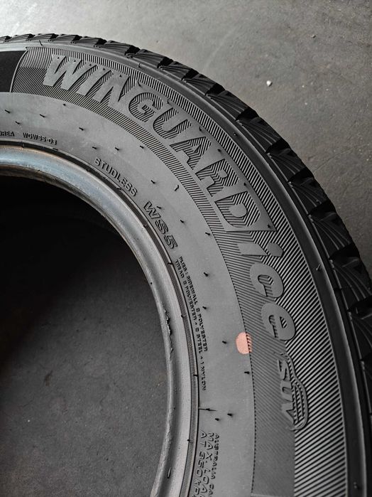 R16 215 70 шини зимові Nexen Winguard Ice SUV на позашляховик