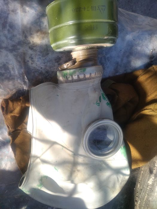 Противогаз СССР.     .