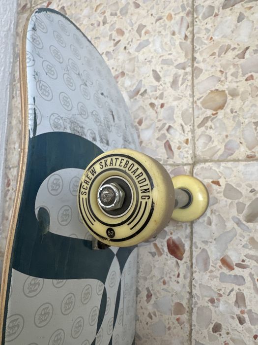 Skate Screw Line Collection