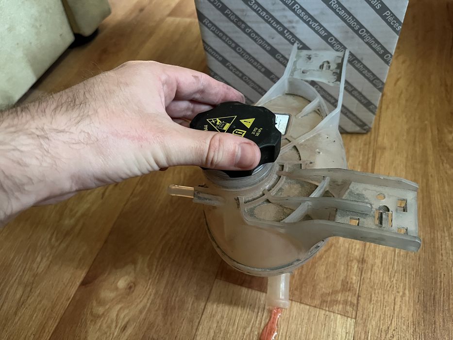 Fiat Tipo 1.4 (2020г) бензин, Бачок охлаждающей жидкости