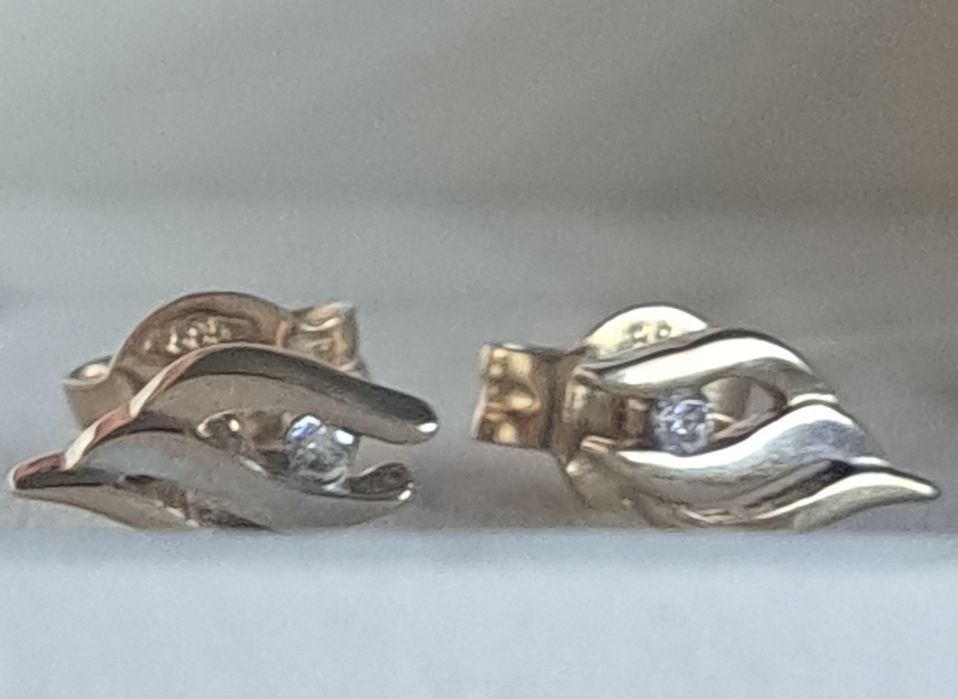 Złote kolczyki z dwukolorowego złota 585