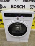 Сушка для одягу фірми Grundig
