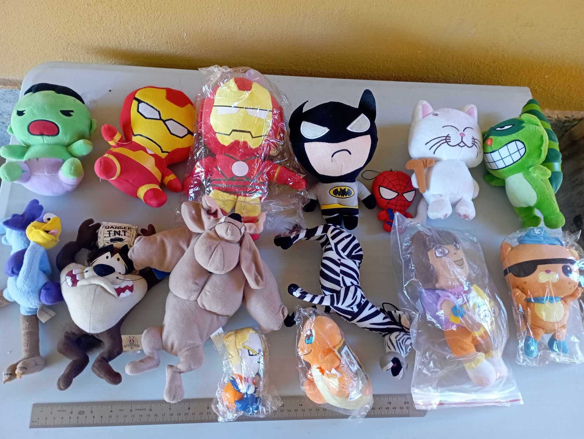 Peluche novos - ver outras fotos - Disney, Marvel, Minions, etc