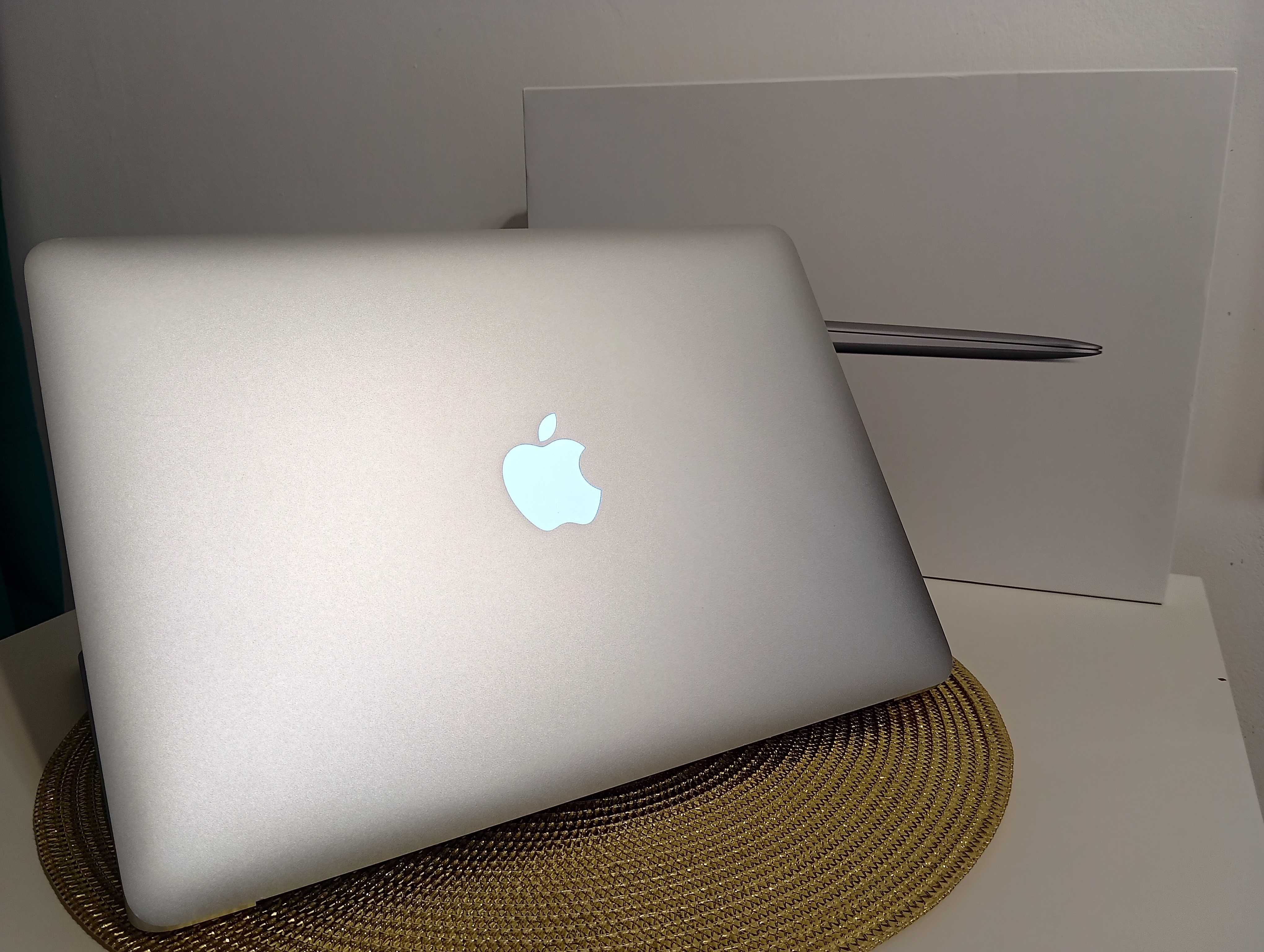 Macbook Air 13 2017/macOS Sequoia 15.3/A+/PL