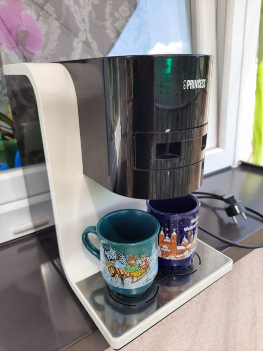 Ekspres ciśnieniowy Princess+2kubeczki świąteczne i dzbanek