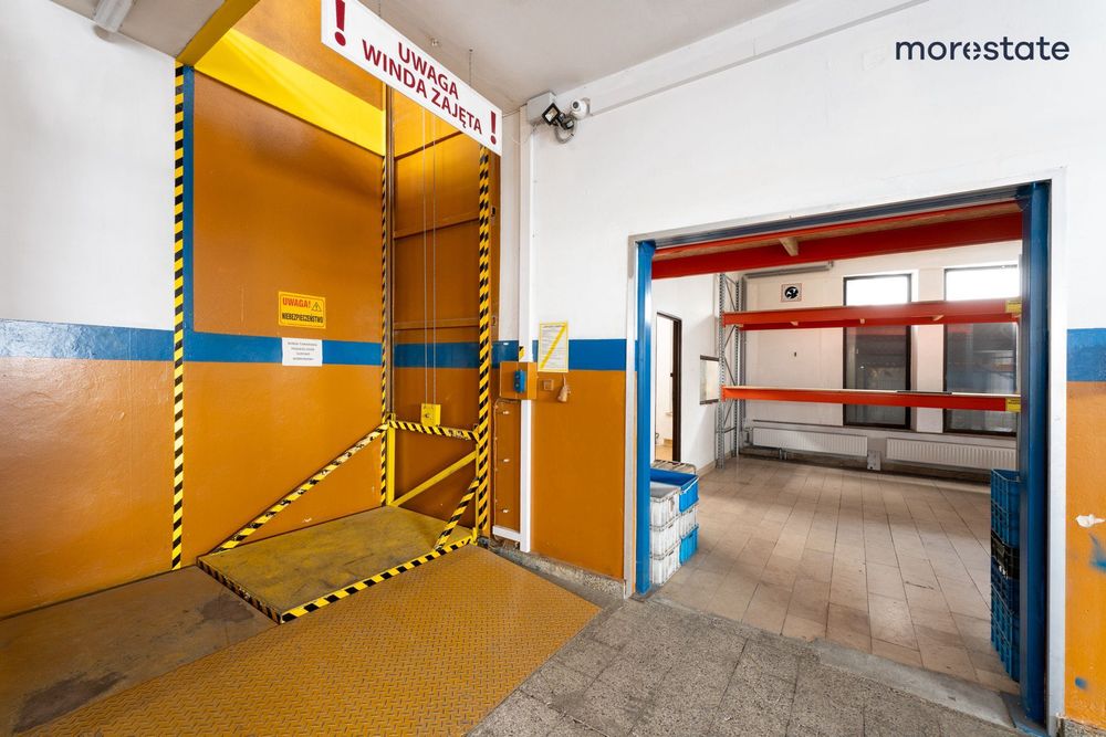 Budynki Usługowe z możliwością podziału - 870 m²