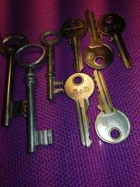 Kolekcja różnych kluczy