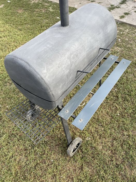 Grill węglowy mocny