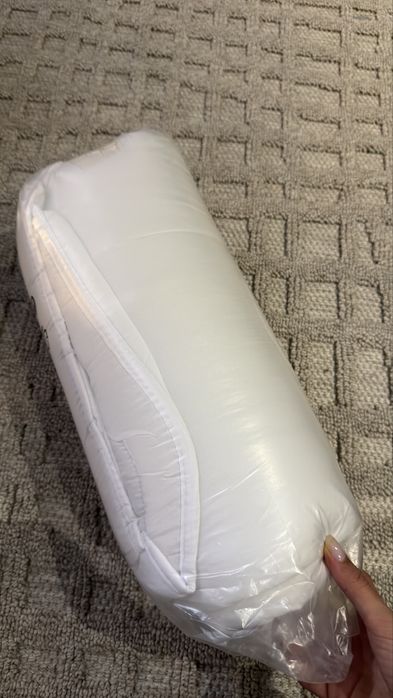 Conjunto: Edredão 135x200 + 2 Enchimentos de Almofada + 2 Almofadas