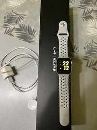 Apple Watch 2 Nike+ Edition 38 мм