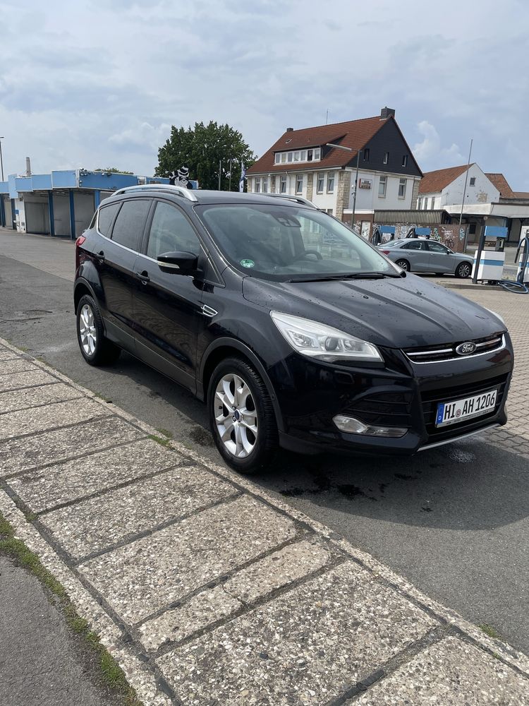 Ford Kuga Titanium Plus 4x4 drugi własciciel mozliwa zamiana