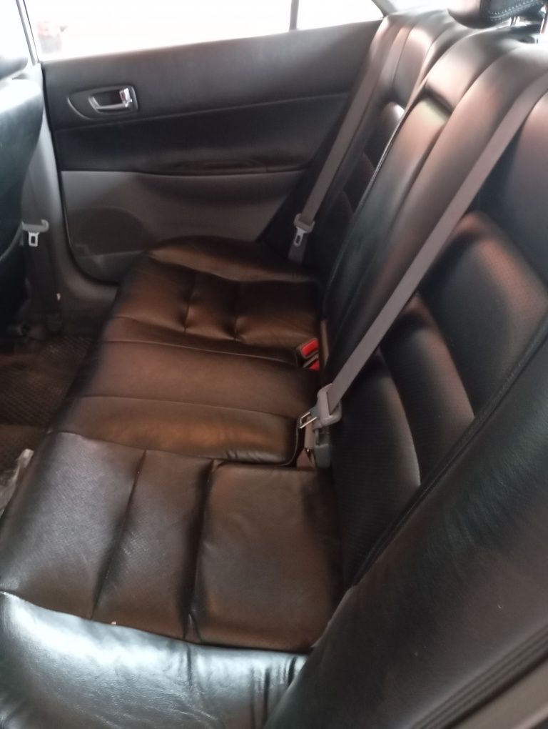 Mazda 6 EVOLV 1.8бенз  2004