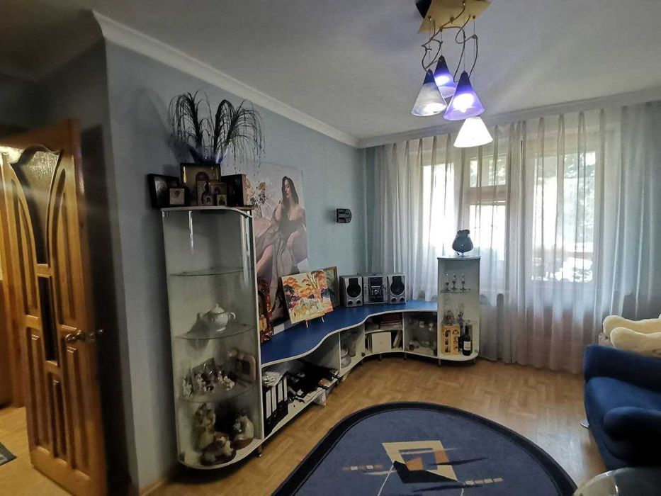 Продам 3-кімнатну квартиру Нескоринних, 21 , метро Салтівське