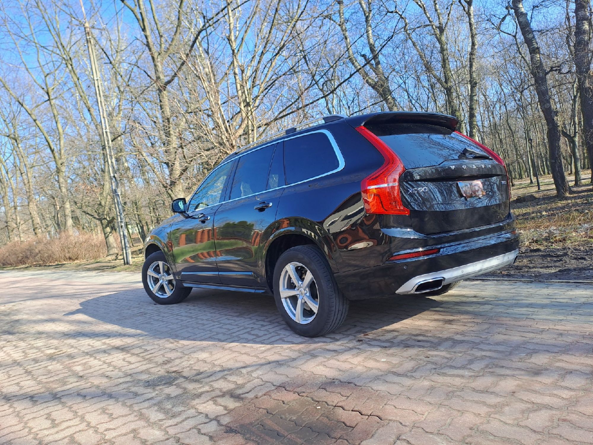 Piękne Volvo xc90 2016r