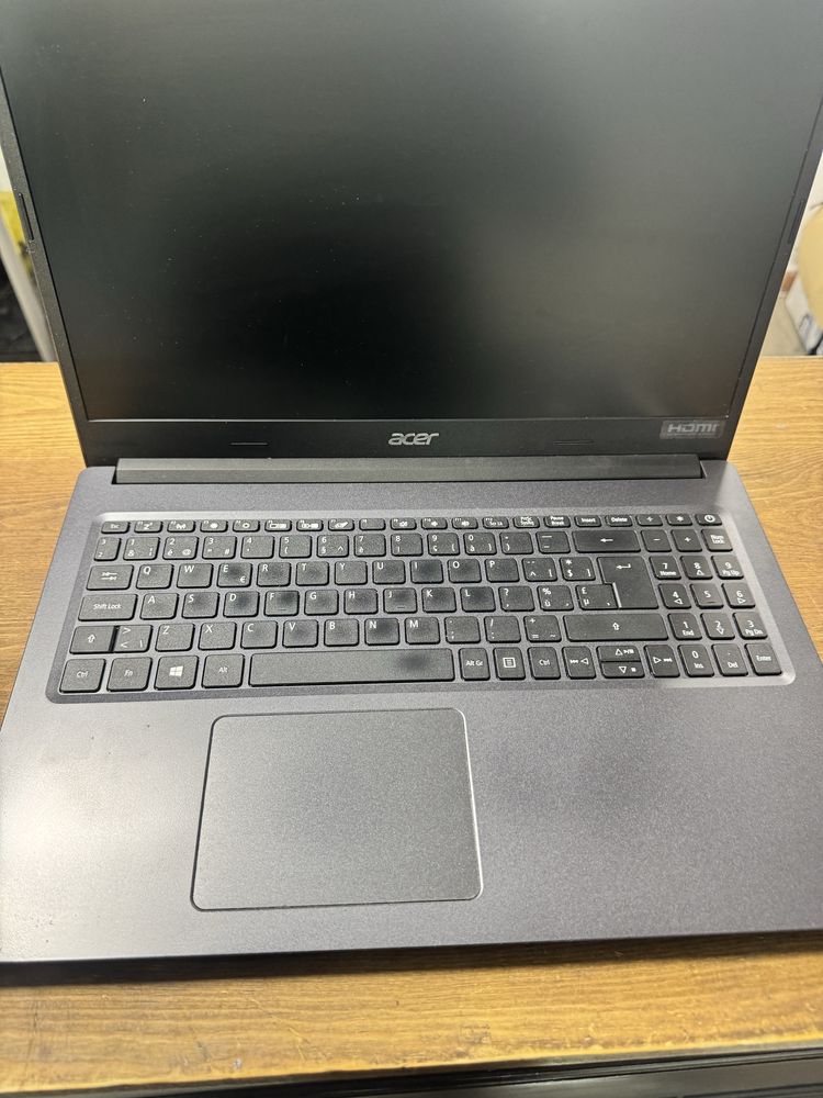 Laptop Acer Extensa 215-35G | i5-1035G1 | 8GB RAM | MX330 | 256GB