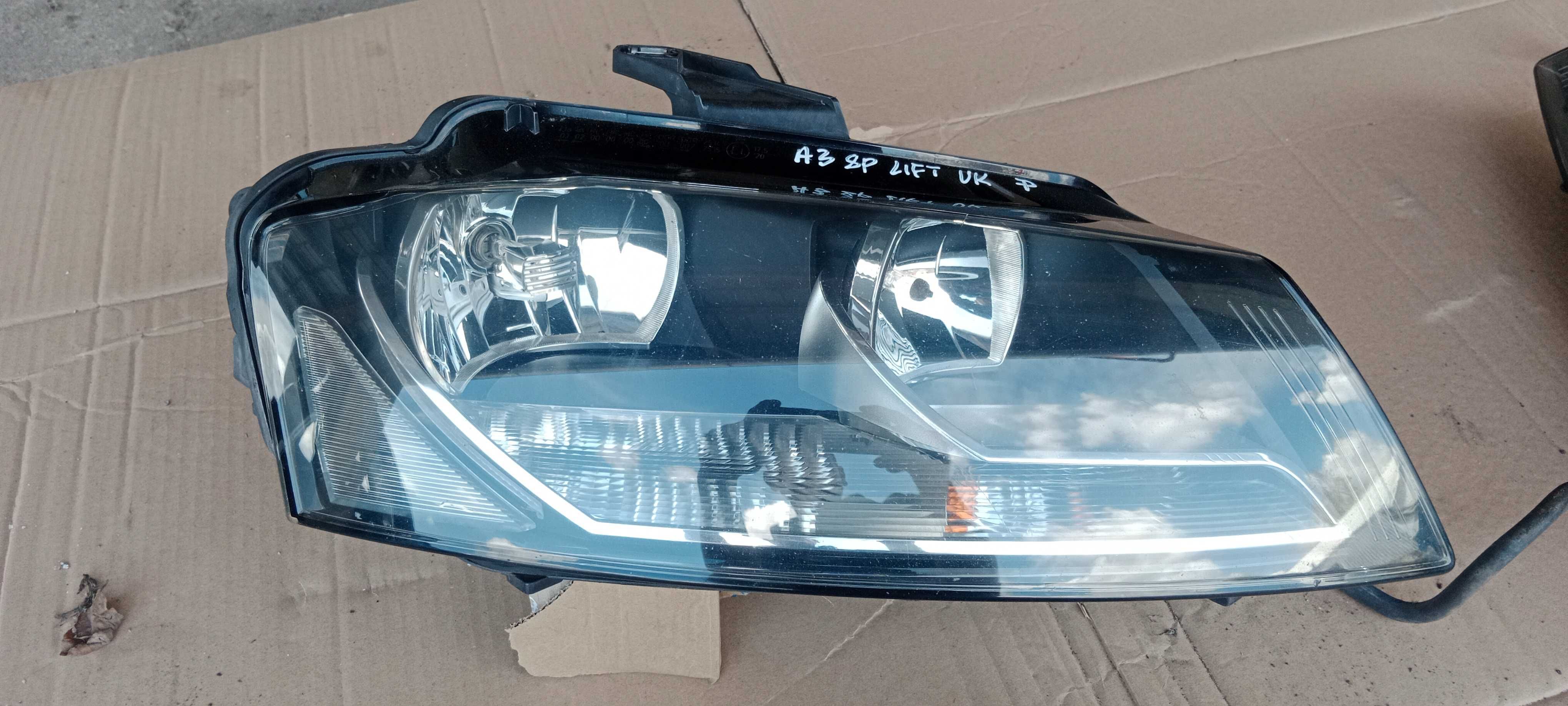 Lampa Prawa Przód przednia AUDI A3 8P lift UK 8P0.941.004