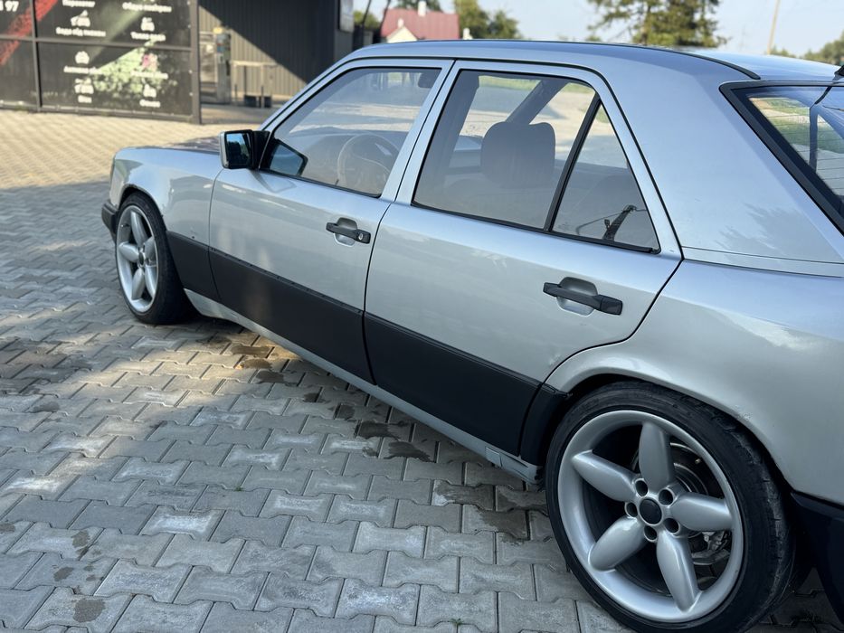 W124 ослужеге , багато всього зроблено