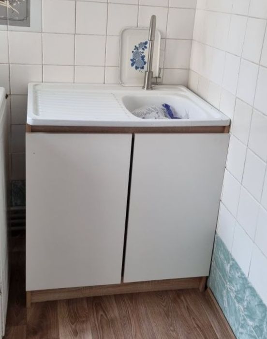 Кухонна тумба з мойкою