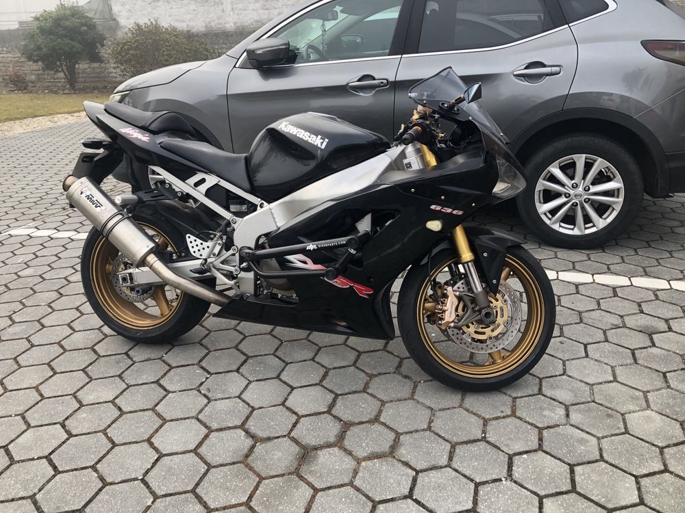 Kawasaki zx6r 636 stunt