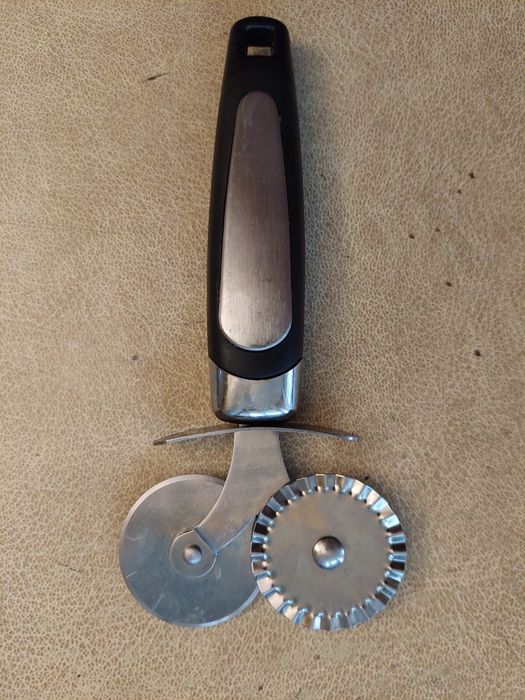 Нож сомелье официанта штопор открывашка нож для пицы ролик для пицы