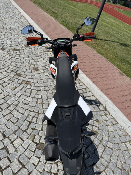 Ktm smcr 690 a2 leovince 701 500