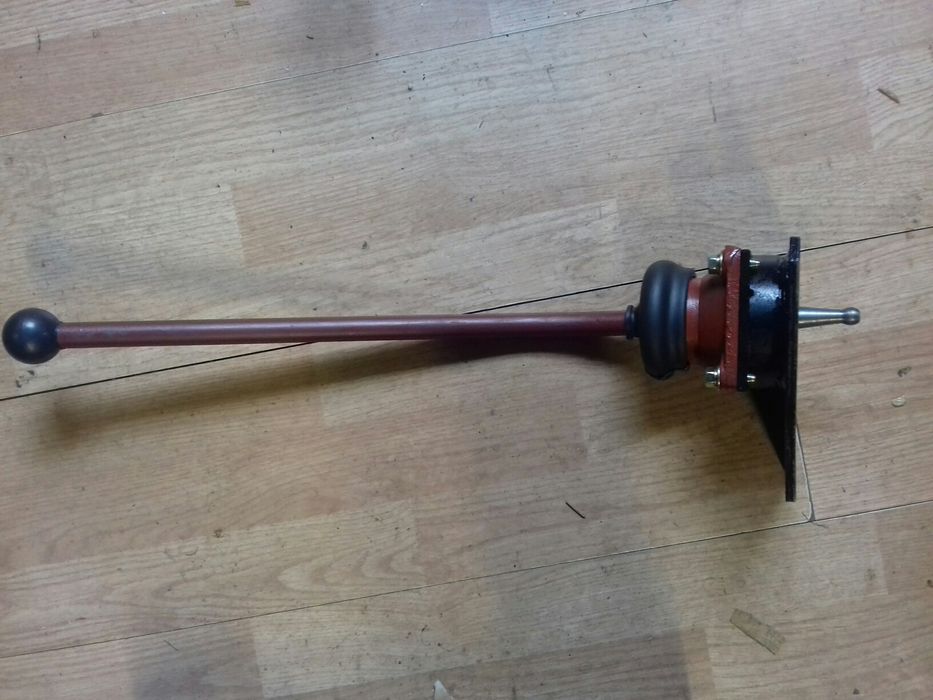 Dźwignia zmiany biegów C-360 Ostrówek