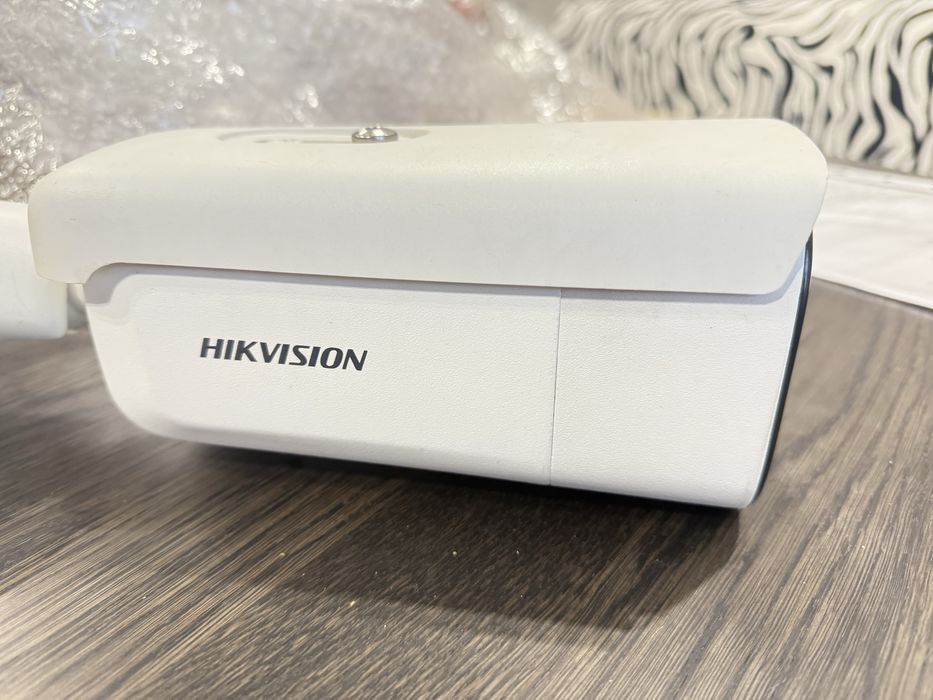 камера Hikvision