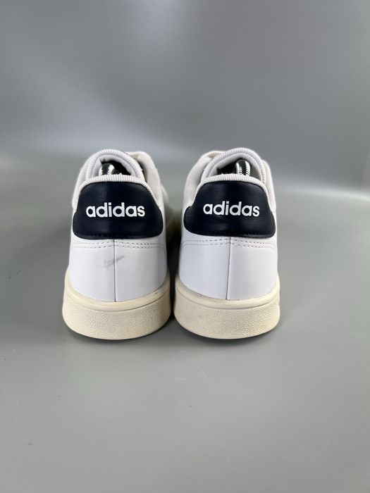 Кросівки Adidas
