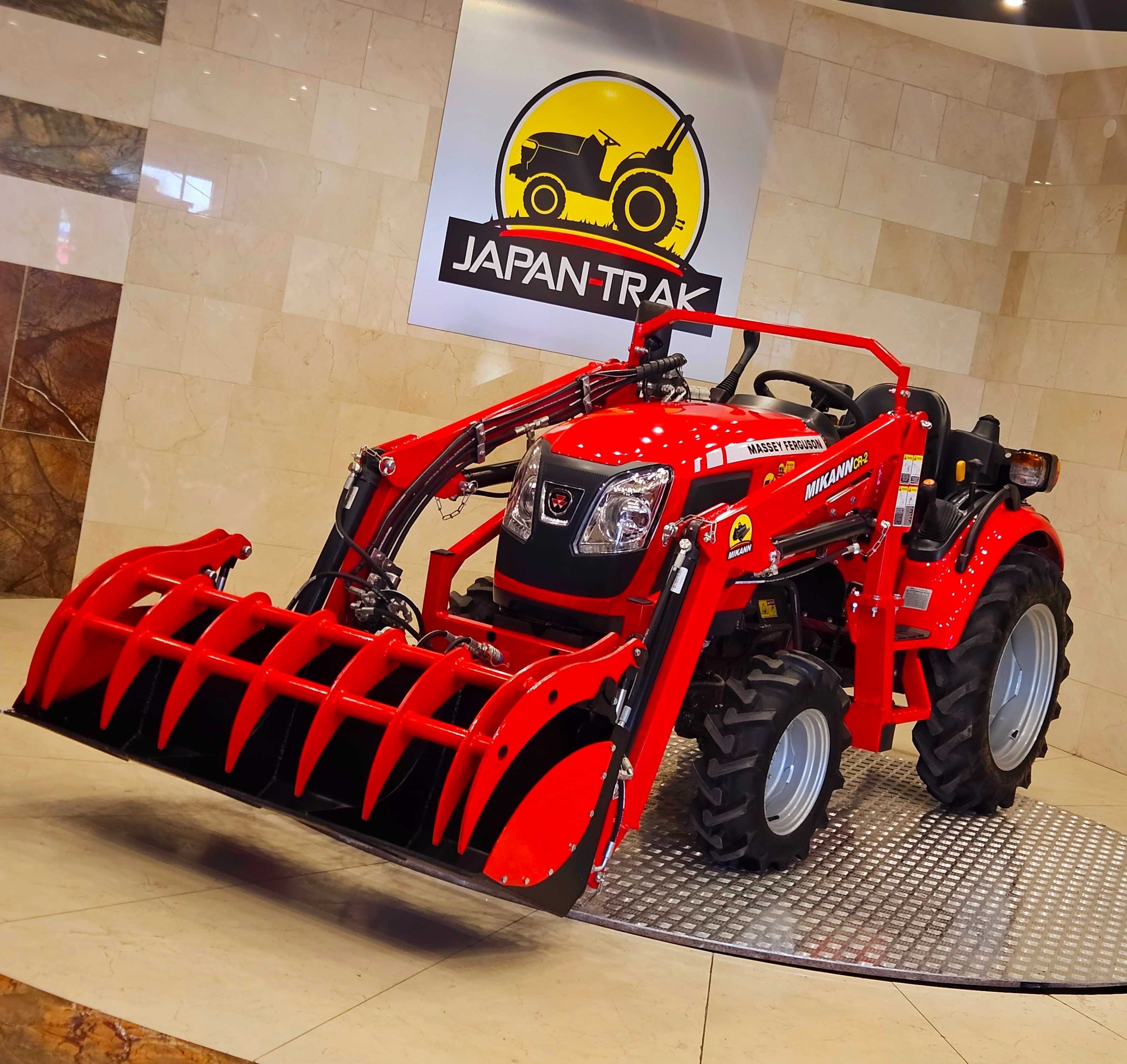 Nowy Massey Ferguson 6028, 4x4, ładowacz TUR. Traktorek