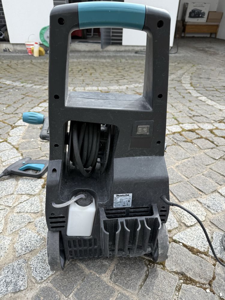 Мийка високого тиску Makita HW11. Мінімийка т