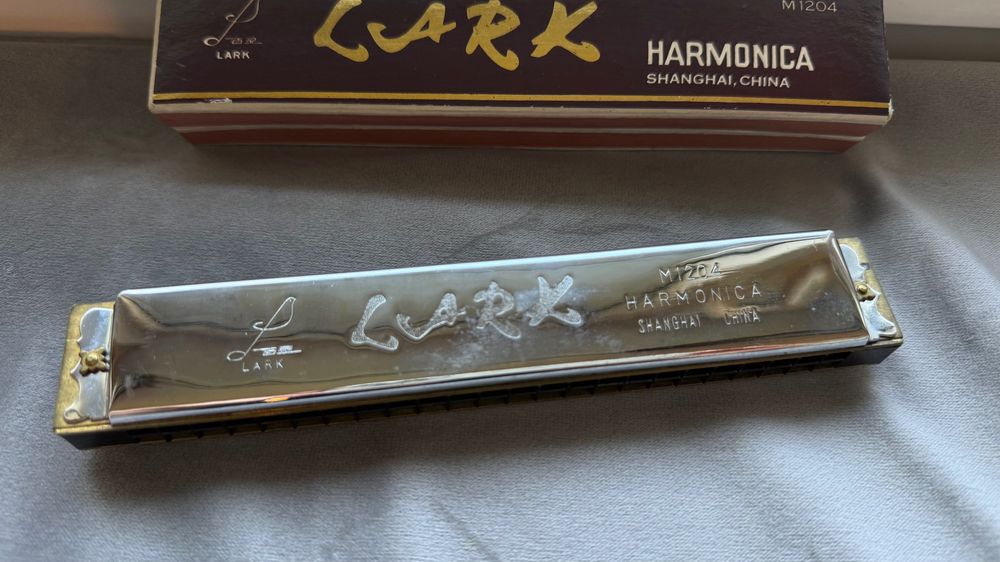 LARK Harmonika ustna
