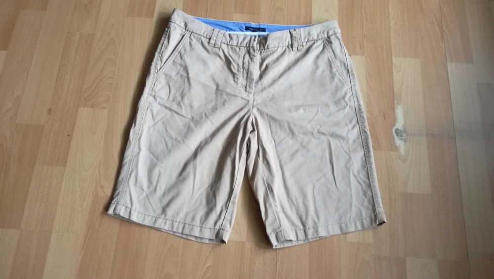 Damskie krótkie spodenki TOMMY HILFIGER ROME r.L stan bardzo dobry