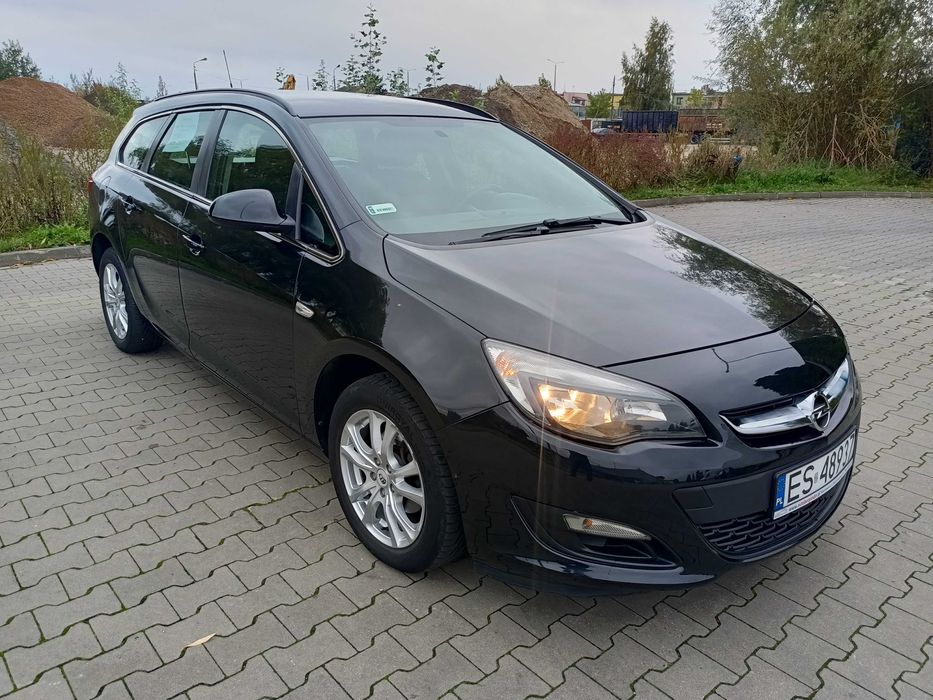 Opel Astra J 2012, Sports Tourer