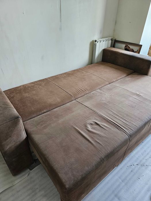 Диван книжка в хорошем состоянии