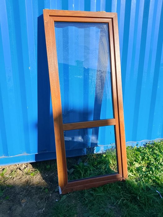 Okno balkonowe 90x216 złoty dąb rozwierne plastikowe