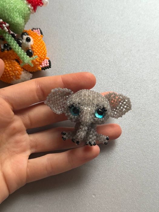 Вироби з бісеру,ТОРГ Є