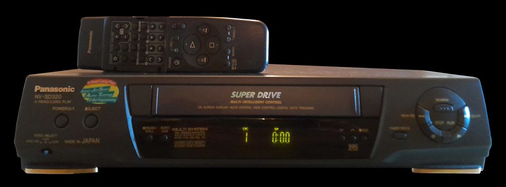 Видеомагнитофон Panasonic