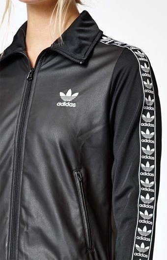 Dres damski Adidas zakupiony w firmowym sklepie, oryginalny