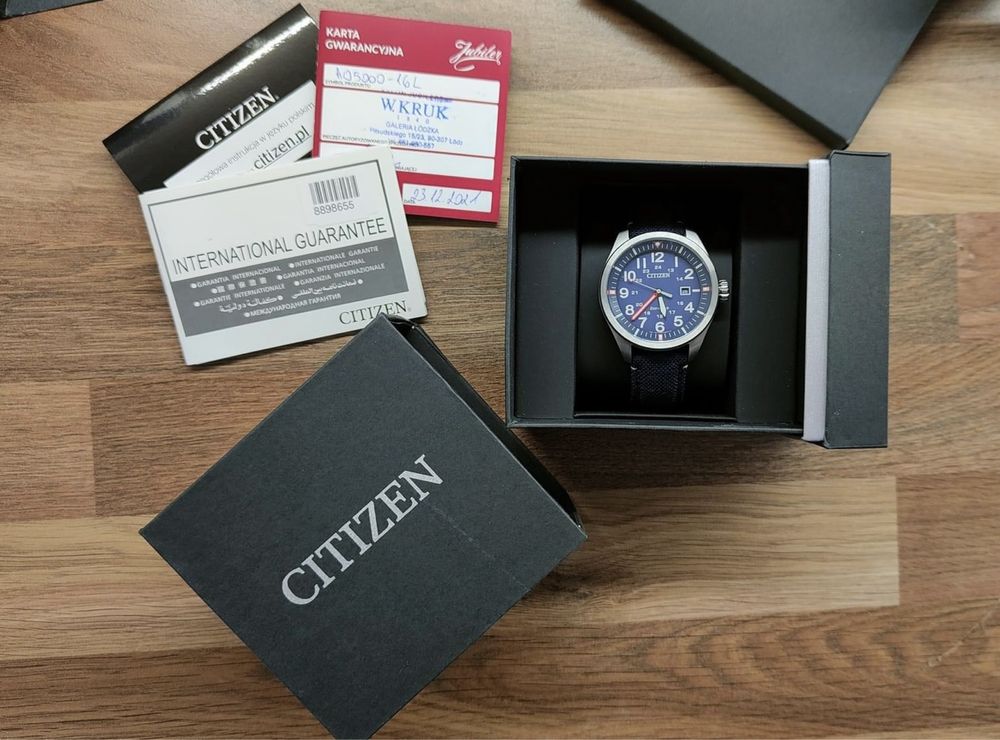 Citizen Eco-Drive Classic Lotnik Solar