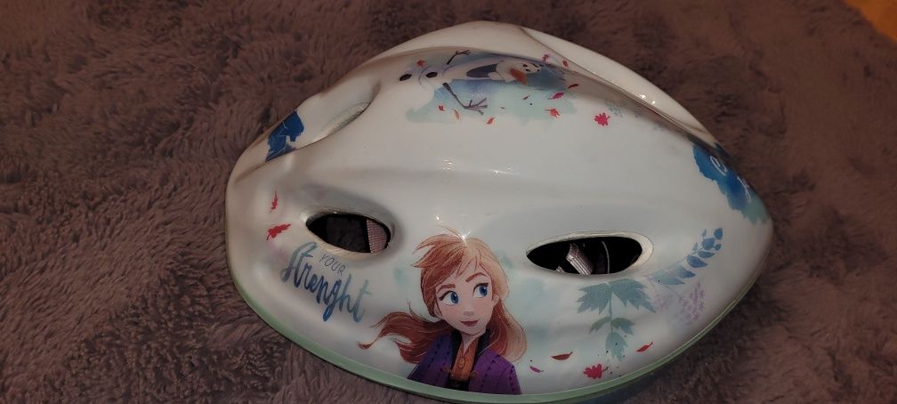 Kask rowerowy 52-56 dziecięcy regulowany DISNEY Frozen 2 stan bdb
69,9