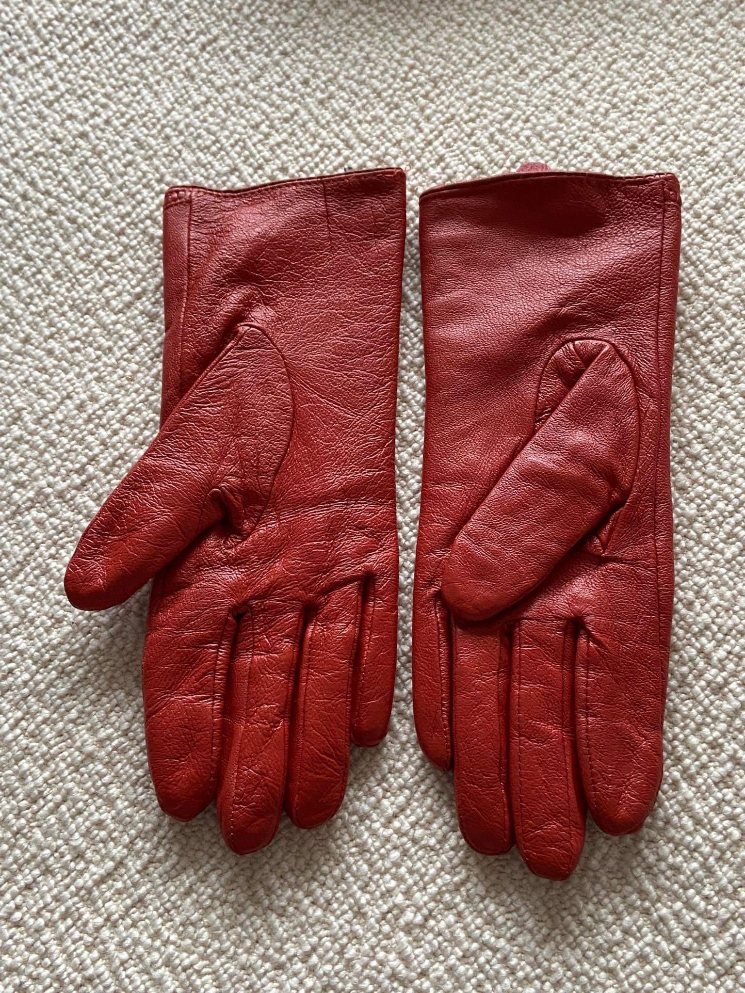Piękne pomarańczowe rękawiczki Shuailetian
Rozm. 7 skóra