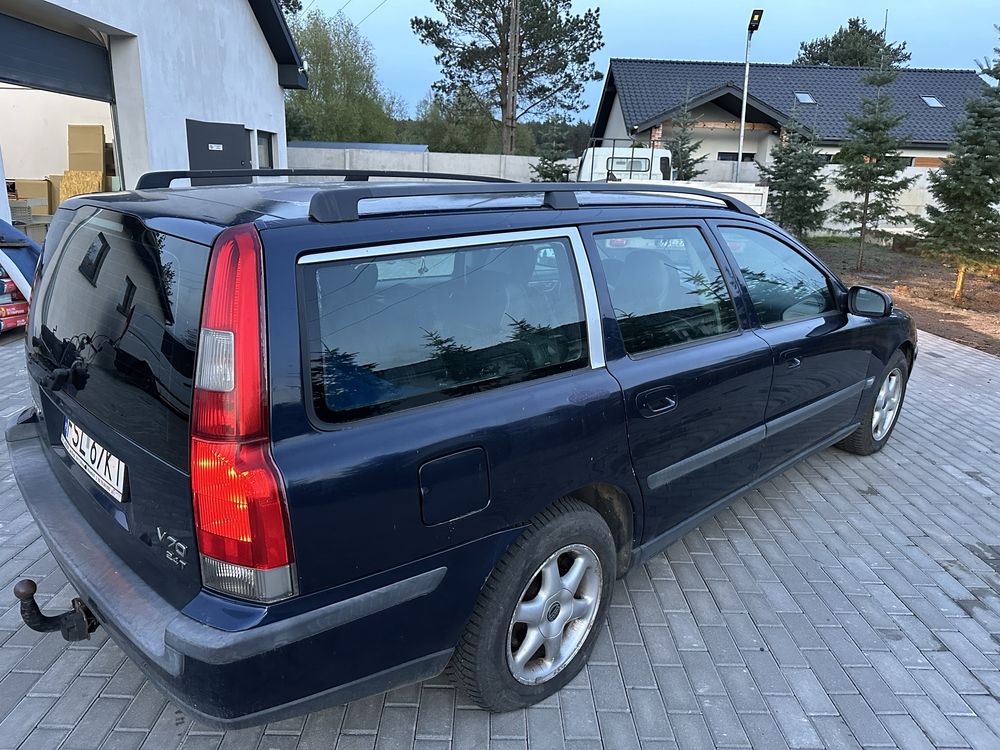 Volvo v70 d5  hak automat