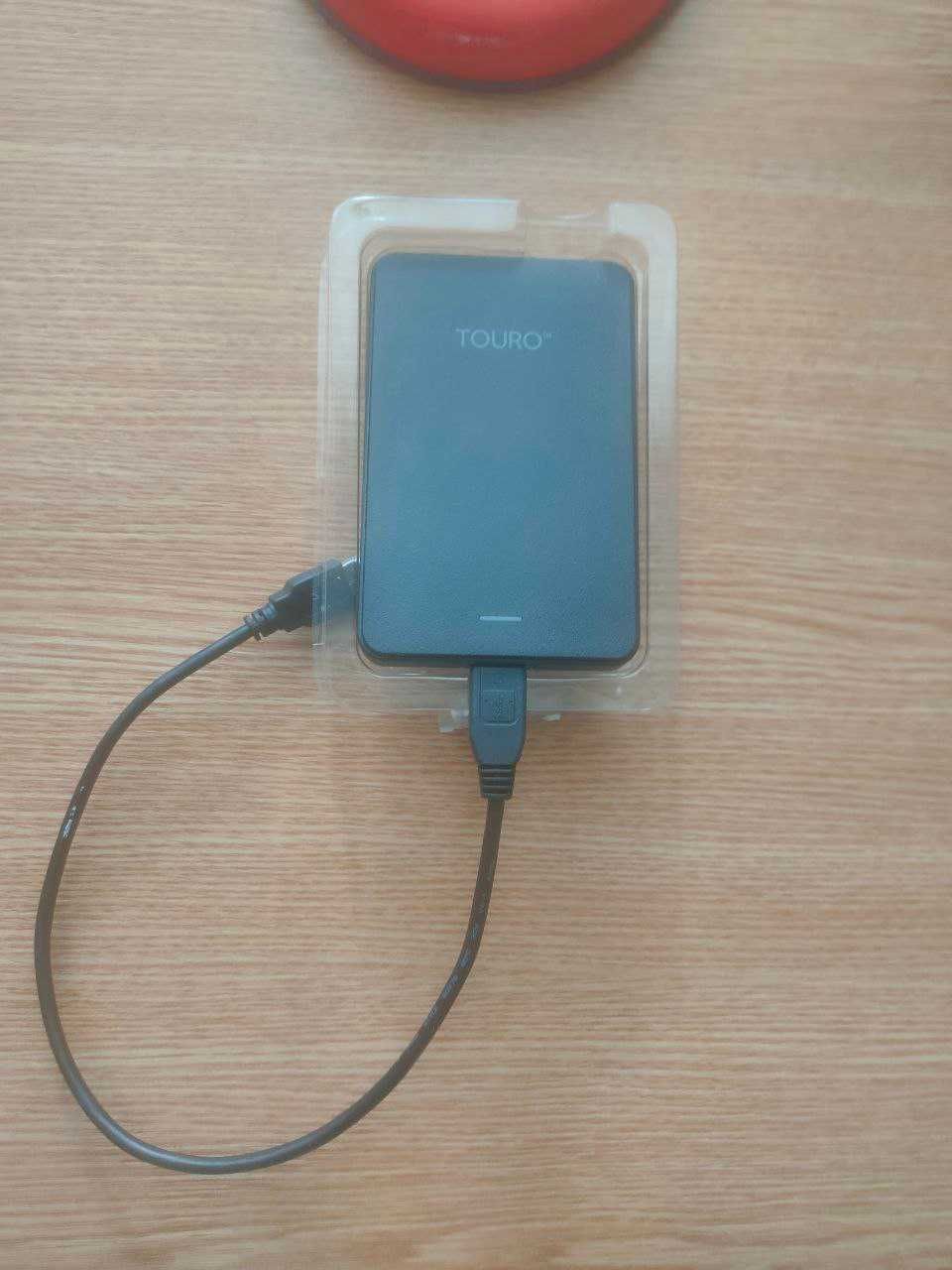 Зовнішній жорсткий диск 500 GB Hitachi (HGST) Touro Mobile USB 3.0